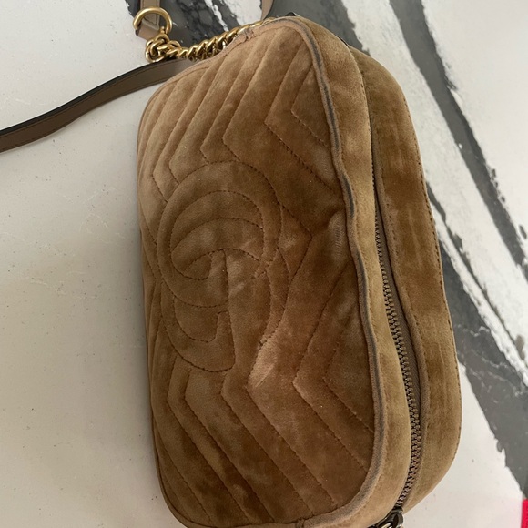 Gucci Velvet Matelasse Small GG Marmont Chain Shoulder Bag Taupe - Picture 7 of 8